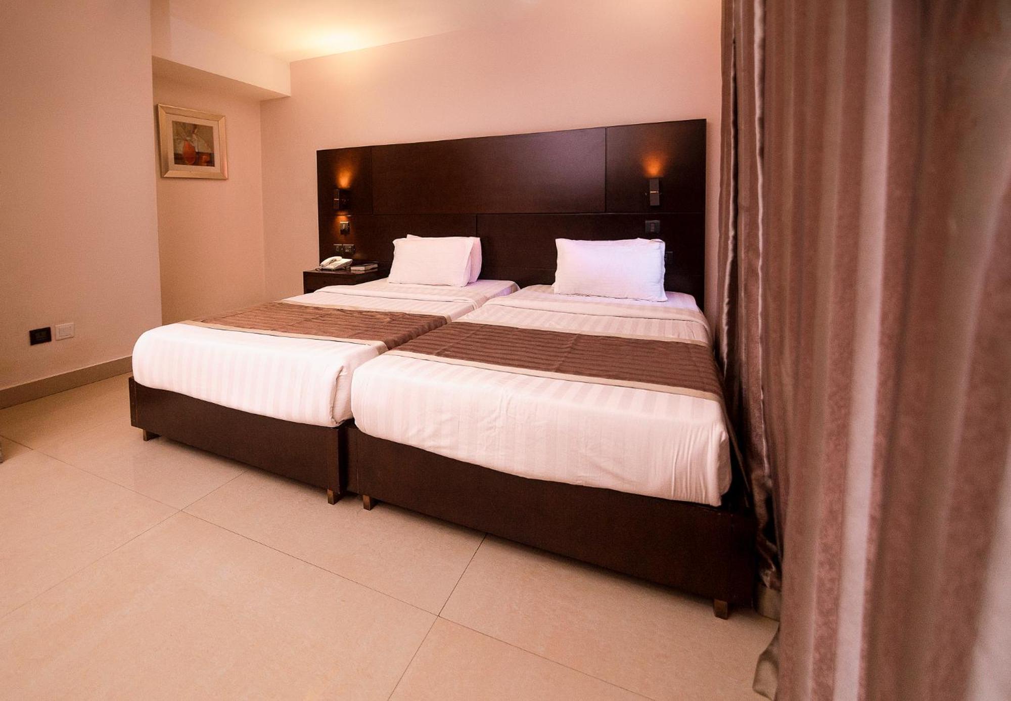 Noble House Hotel Kumasi Eksteriør billede