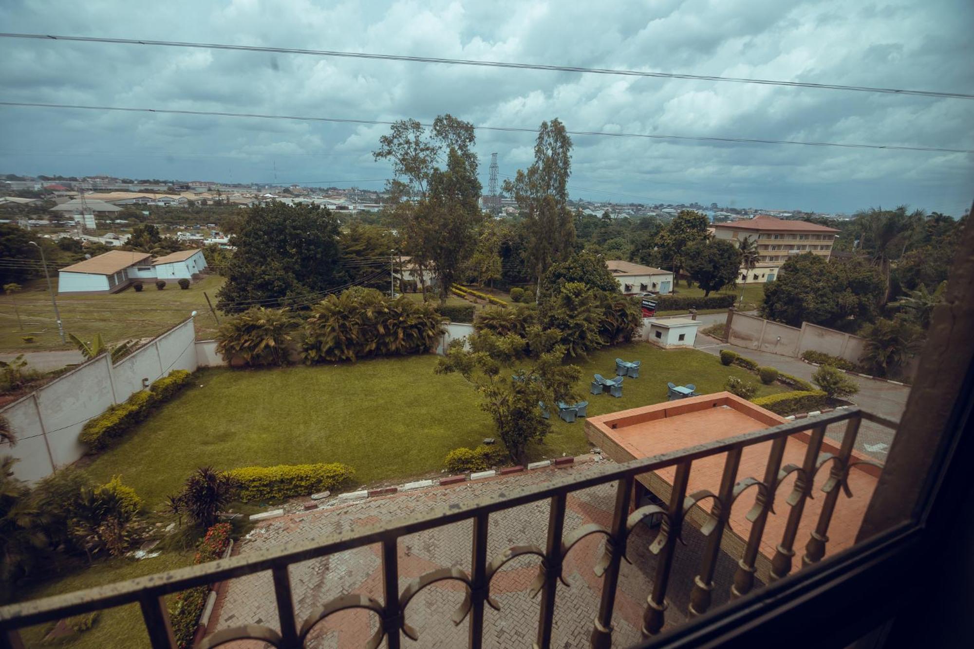 Noble House Hotel Kumasi Eksteriør billede
